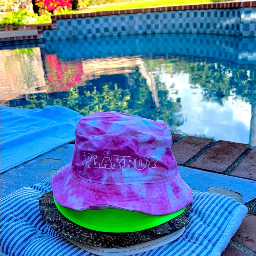 4 bucket hats $20 each just pls contact me so ik which one you are interested in